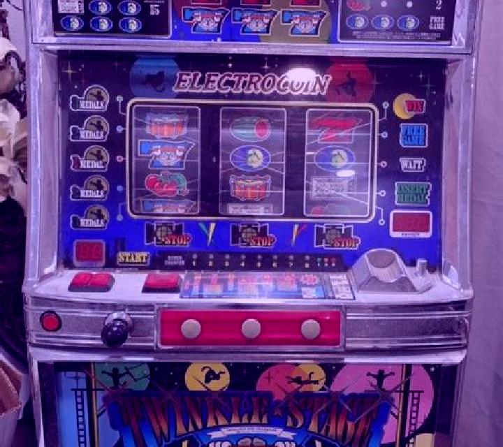 CandyBlasted slot machine
