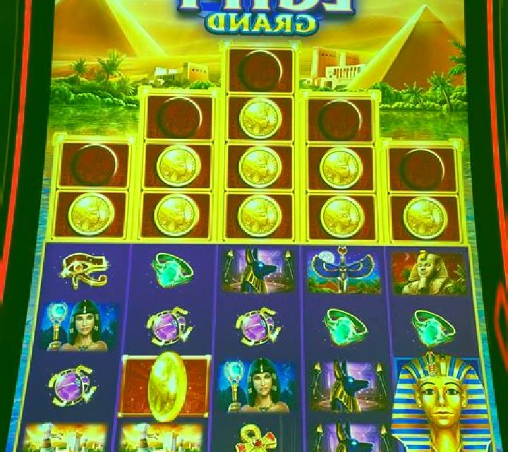Cleo s Jackpot Win & Spin slot