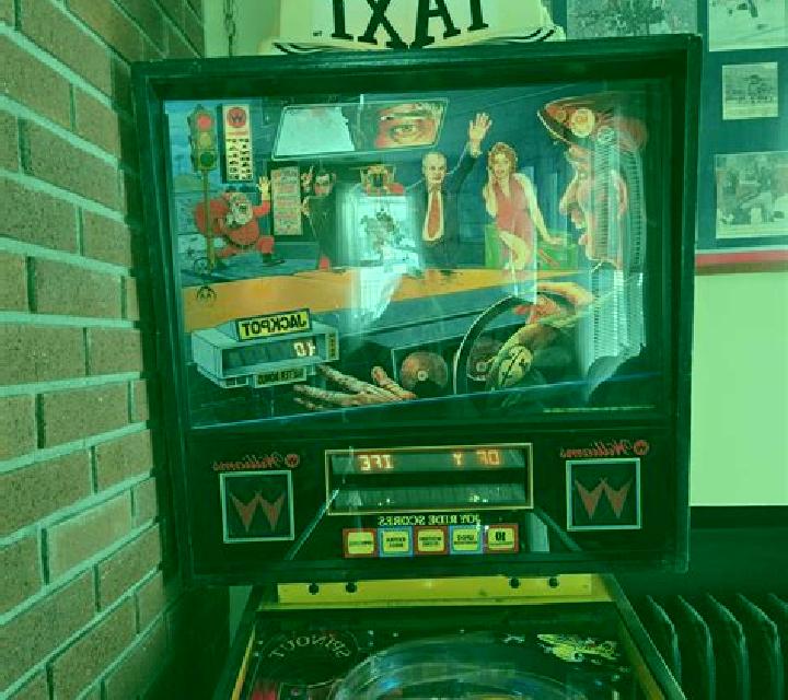 Dazzling Crown slot machine