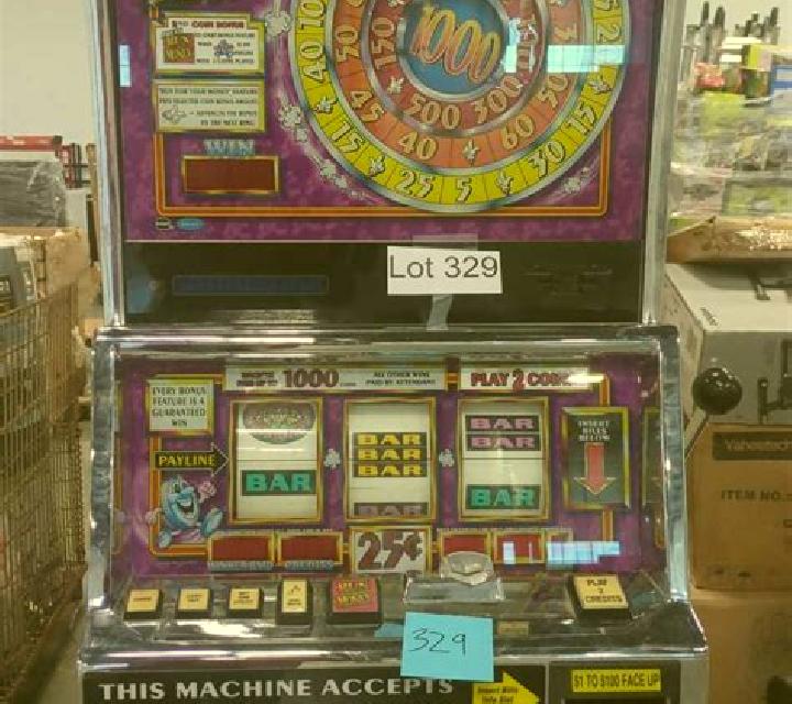 Four Creatures (D-Tech) online slot