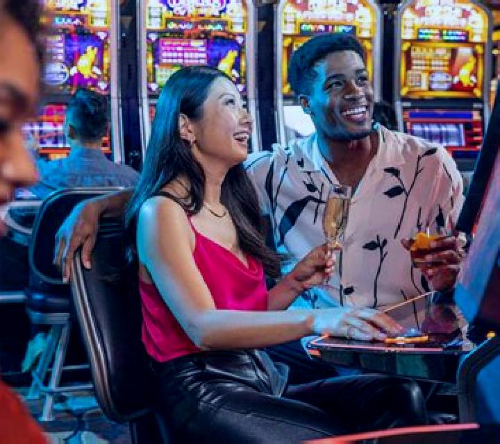 Fruit Eruption slot machine