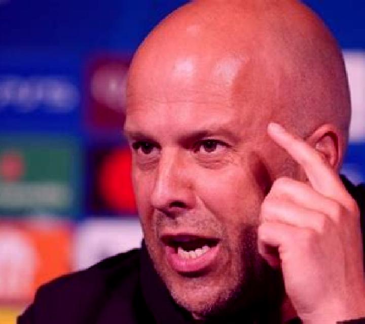 Under Pressure slot